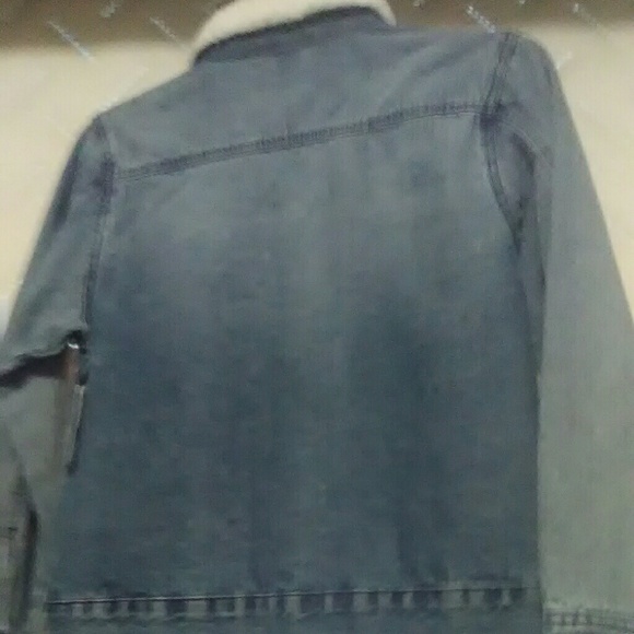 Jean Jacket - Picture 2 of 3